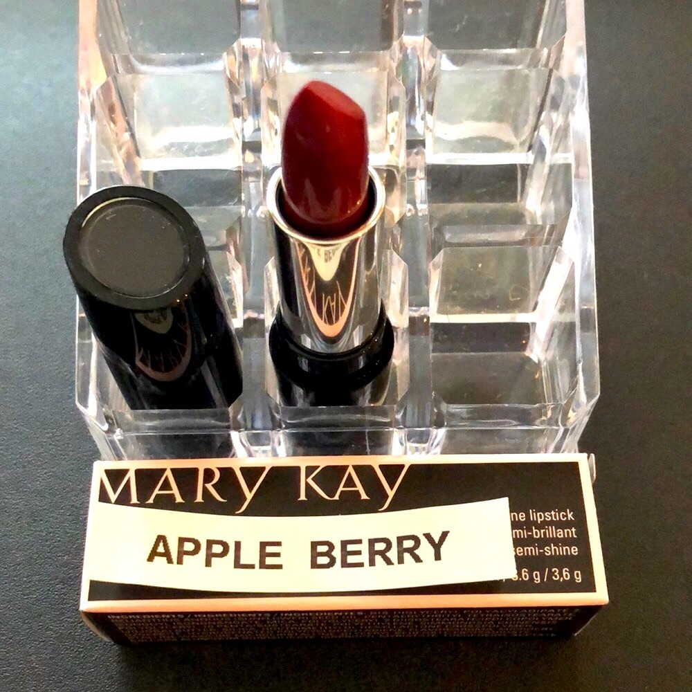 Mary Kay Gel Semi-Shine Apple Berry Lipstick